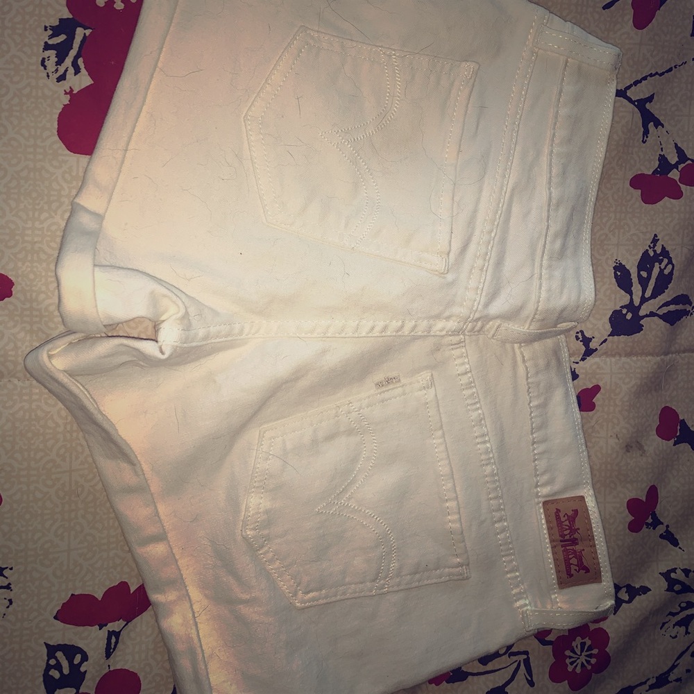 White Levi shorts